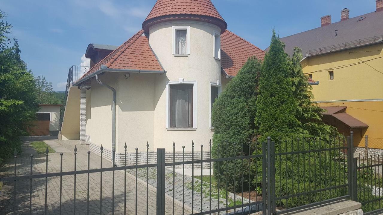 Villa Maria Apartman Miskolc Luaran gambar